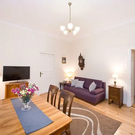 Stylish Grandic With Terrace In Center Next To The Beach. *