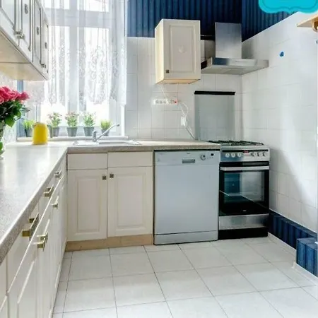 아파트 Stylish Grandic With Terrace In Center Next To The Beach. 소포트