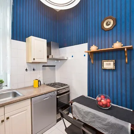 Stylish Grandic With Terrace In Center Next To The Beach. *