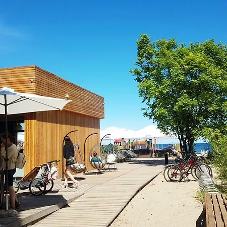 Stylish Grandic With Terrace In Center Next To The Beach. 소포트